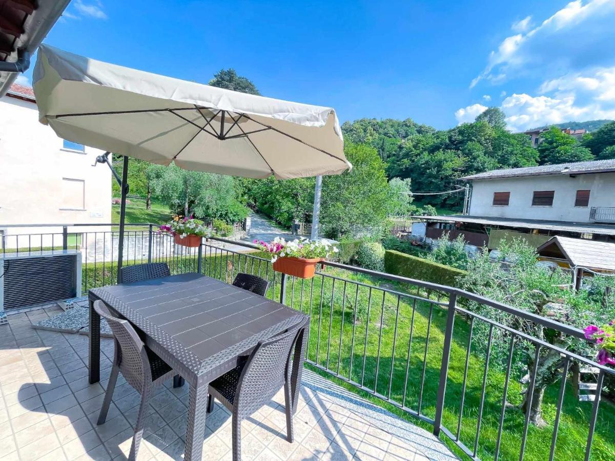 La Spiaggia Apartment Белладжо Экстерьер фото